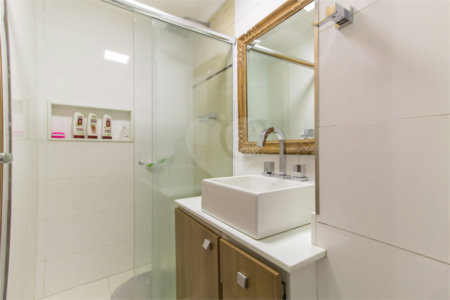 Apartamento à venda com 4 quartos, sendo 1 suíte,  em Tijuca, Rio de Janeiro, RJ