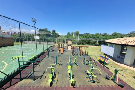 Terreno à venda no condomínio Horto Florestal Villagio, Sorocaba - SP