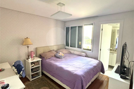 Apartamento à venda com 3 suítes em Granja Julieta, São Paulo, SP