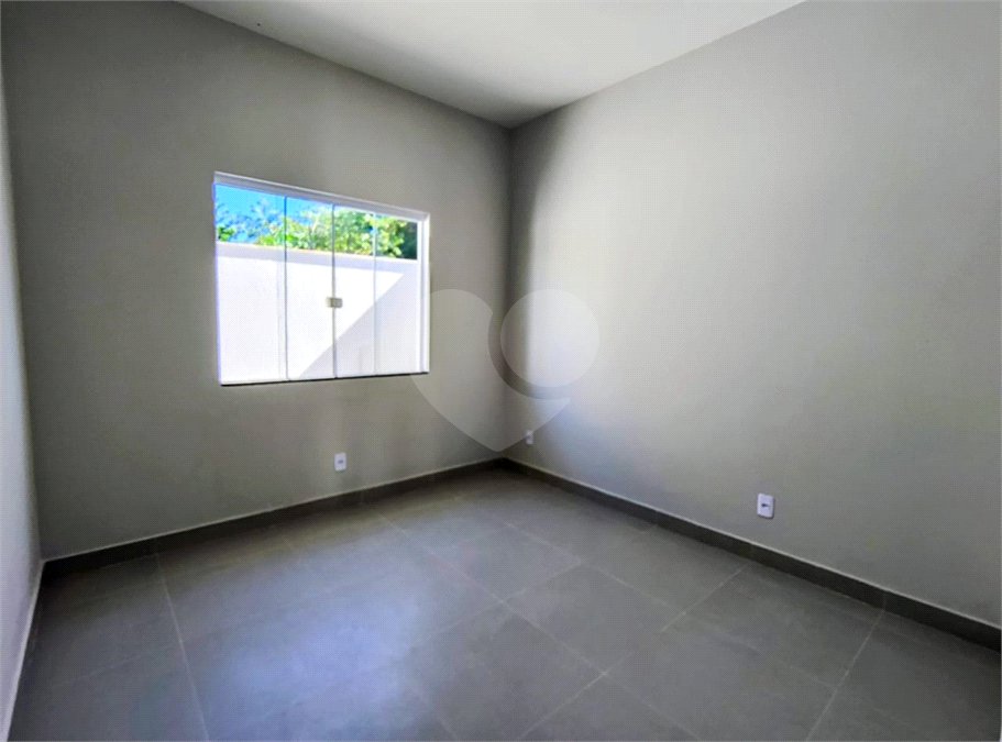 Casa à venda com 2 quartos, sendo 1 suíte,  em Guriri, Cabo Frio, RJ