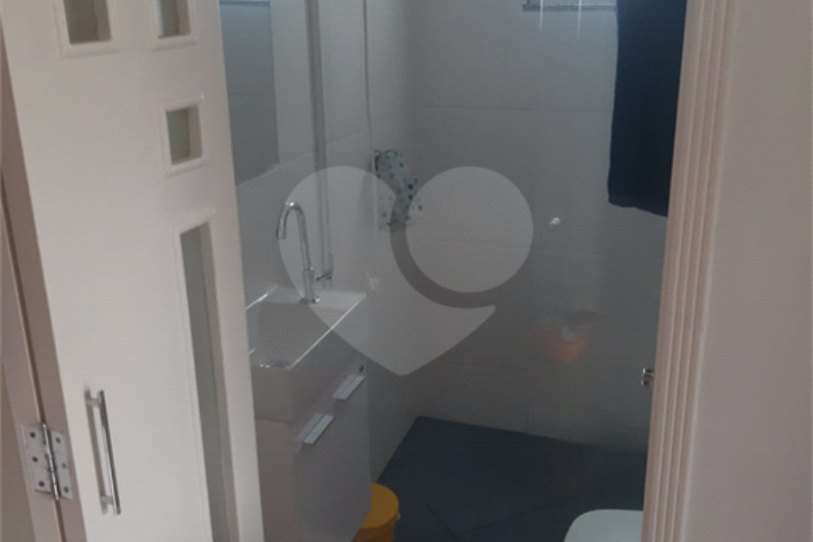 Casa à venda com 2 quartos, sendo 1 suíte, no condomínio Residencial Vila da Serra, São Paulo - SP