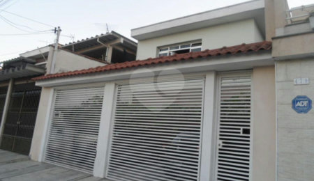 Sobrado à venda com 3 quartos, sendo 1 suíte,  em Tremembé, São Paulo, SP