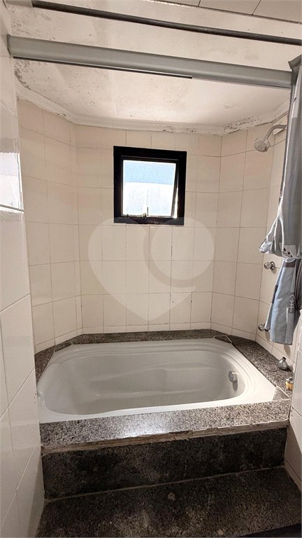 Apartamento à venda com 3 quartos, sendo 1 suíte, em Vila Andrade, São Paulo, SP