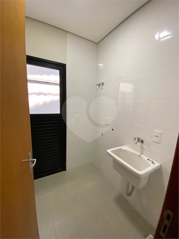 Casa à venda com 3 quartos, sendo 1 suíte, no condomínio Jardim Park Real, Indaiatuba - SP
