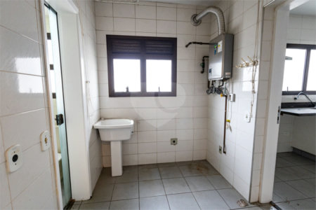 Apartamento para alugar com 3 suítes em Moema, São Paulo, SP