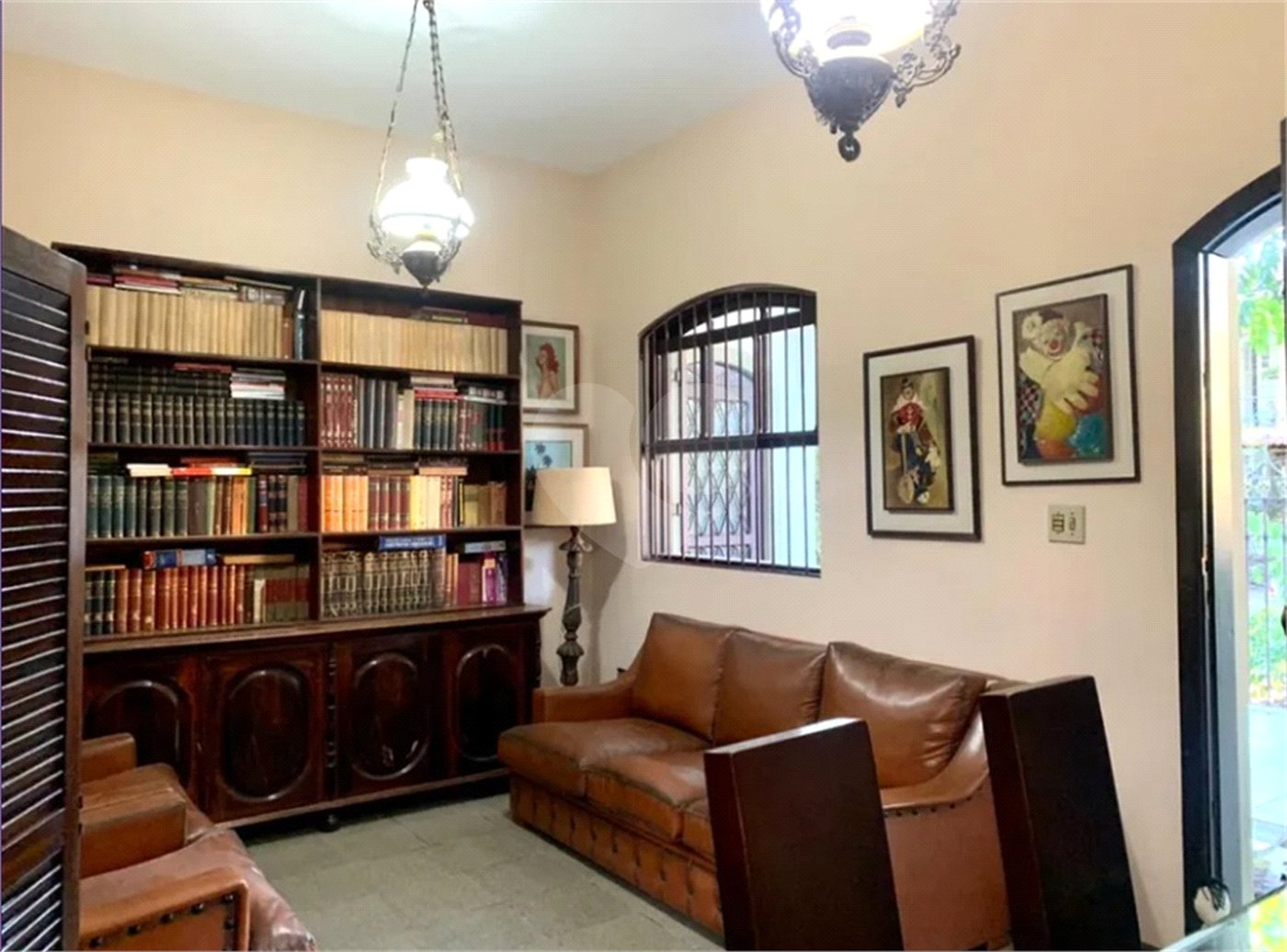 Casa à venda com 4 quartos, sendo 1 suíte, em Grajaú, Rio de Janeiro, RJ