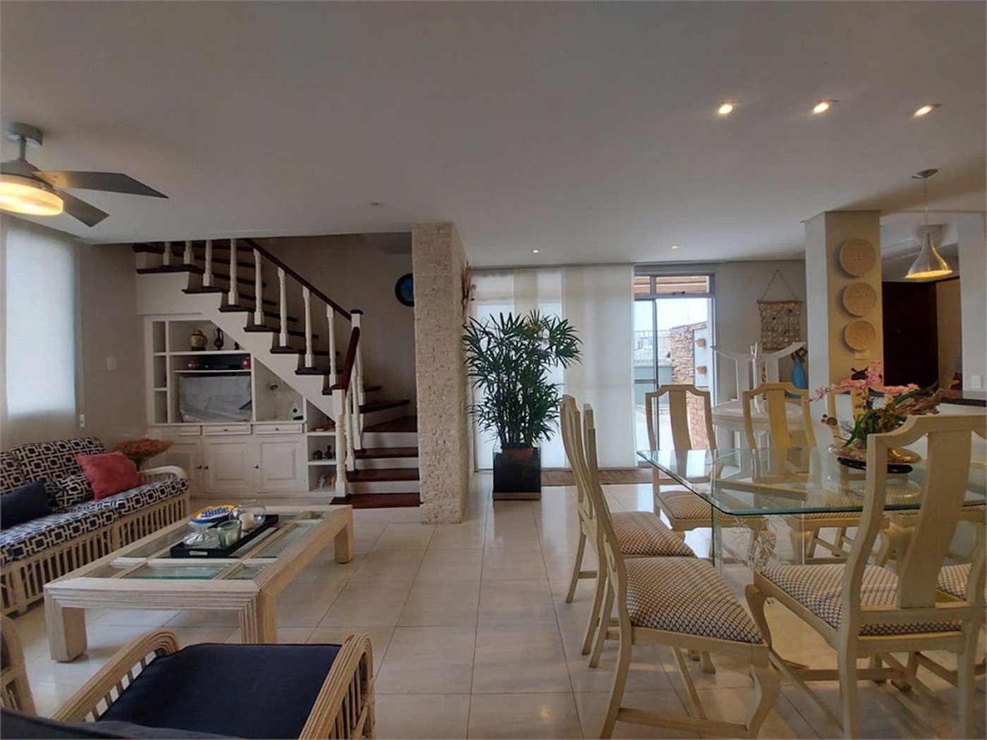 Apartamento Residencial à venda, Balneário Cidade Atlântica, Guarujá - AP1193.