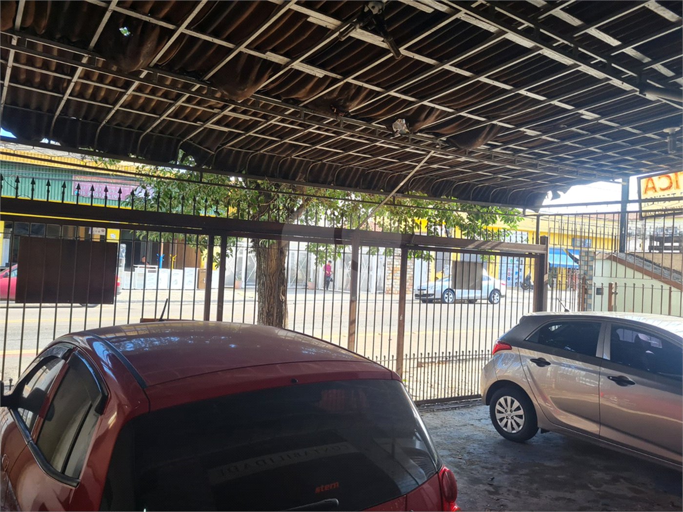 Sobrado à venda com 2 quartos, sendo 1 suíte, em Jardim Ivana, São Paulo, SP
