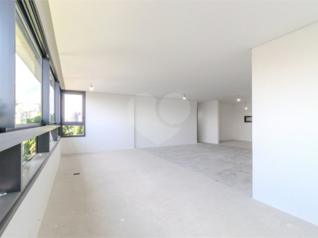 Apartamento à venda com 3 suítes em Campo Belo, São Paulo, SP