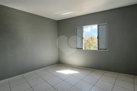 Apartamento para alugar com 2 quartos, sendo 1 suíte, em Estância Parque de Atibaia, Atibaia, SP