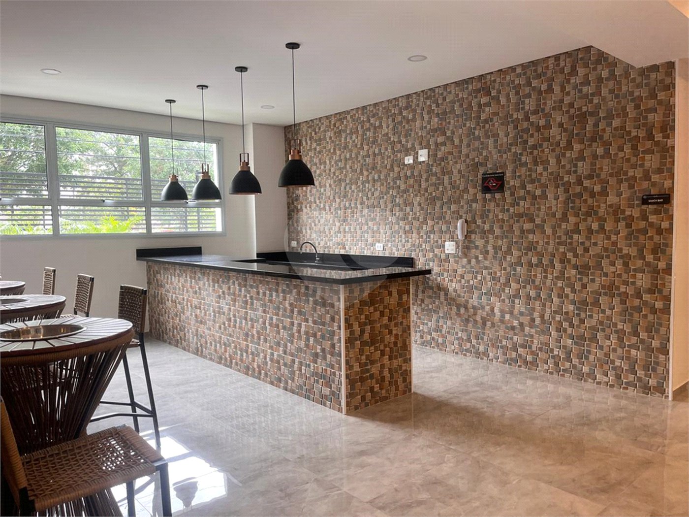 Apartamento à venda com 2 quartos, sendo 1 suíte,  em Loteamento Mogilar, Mogi das Cruzes, SP