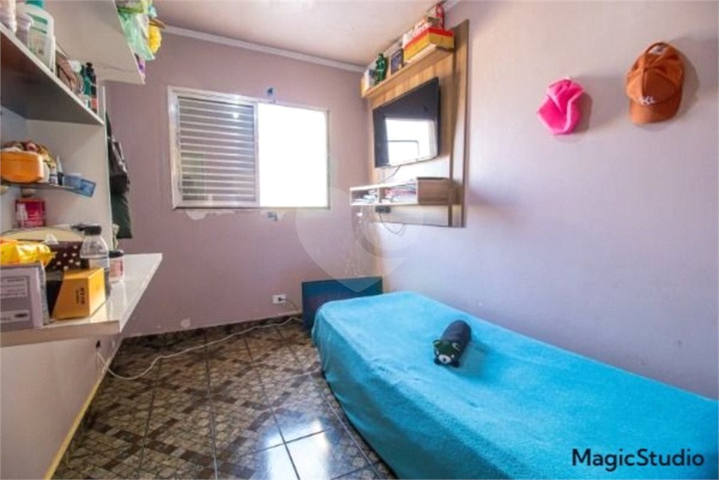 Casa à venda com 4 quartos, sendo 1 suíte,  em Parque São Lucas, São Paulo, SP