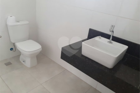 Casa à venda com 3 quartos, sendo 1 suíte, em Nova Cerejeira, Atibaia, SP