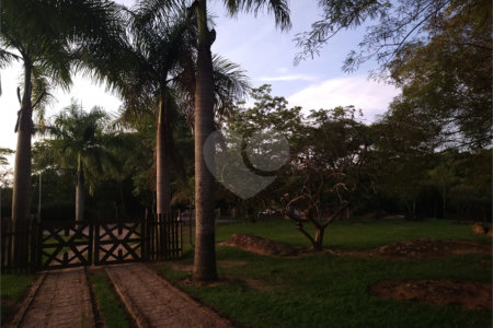 Sítio à venda com 4 quartos, sendo 2 suítes,  em Pimenta, Indaiatuba, SP