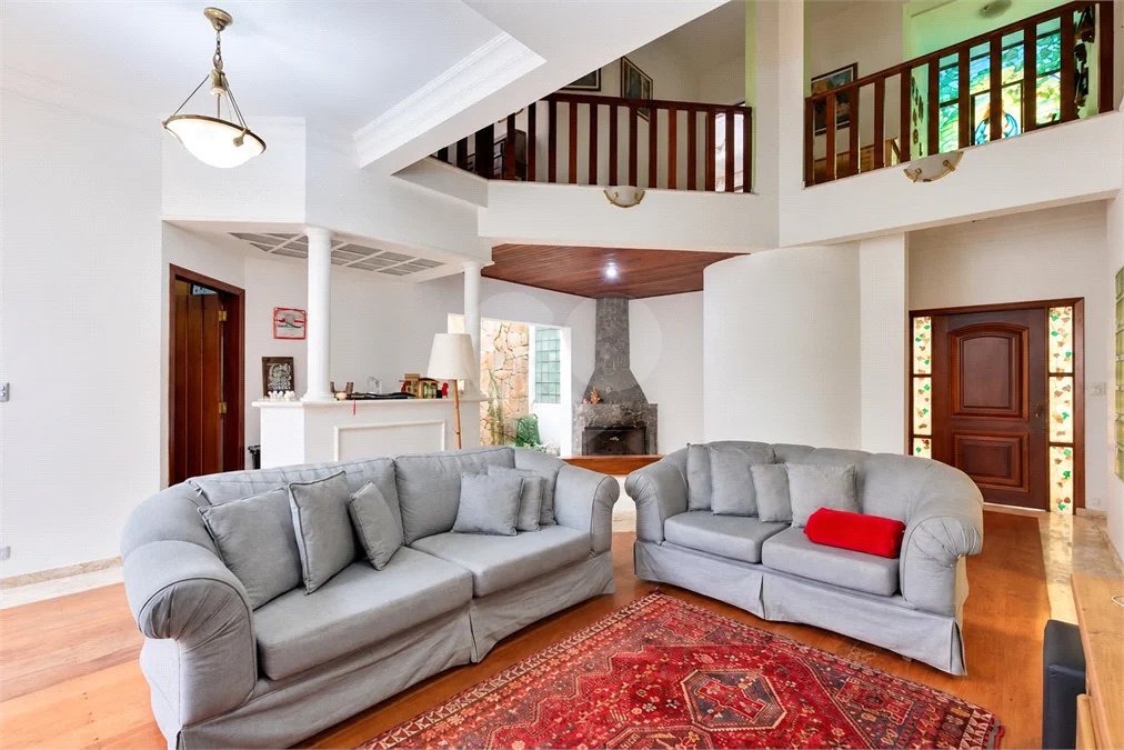 Casa à venda com 3 quartos, sendo 2 suítes,  em Interlagos, São Paulo, SP