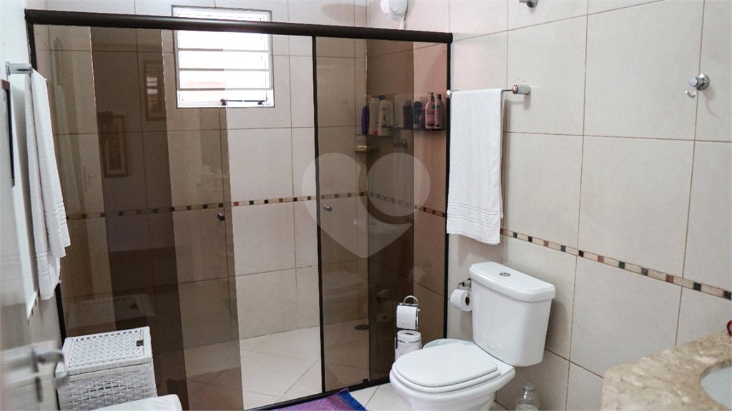 Sobrado à venda com 5 quartos, sendo 3 suítes,  em Santa Teresinha, São Paulo, SP