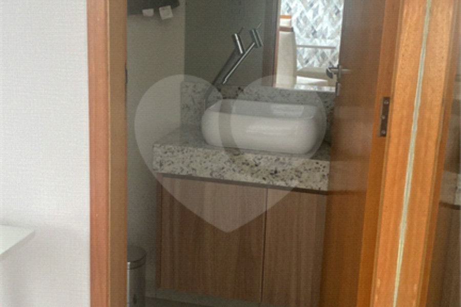 Sobrado à venda com 2 quartos em Freguesia do Ó, São Paulo, SP