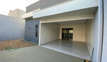 Casa à venda com 3 quartos, sendo 1 suíte,  em Catumbi, Balsas, MA