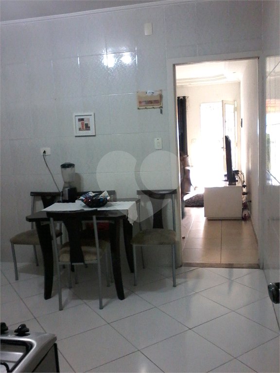 Sobrado à venda com 3 quartos, sendo 1 suíte, em Tremembé, São Paulo, SP