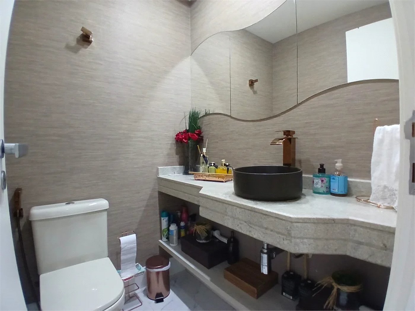 Cobertura à venda com 4 quartos, sendo 2 suítes,  em Alto da Lapa, São Paulo, SP