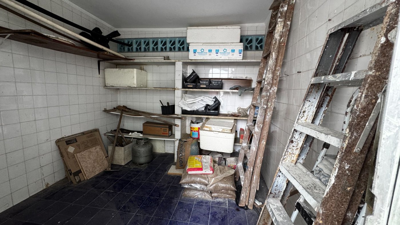 Casa dos Sonhos no Canal 6 – Piscina, Privacidade e 450m² de Terreno