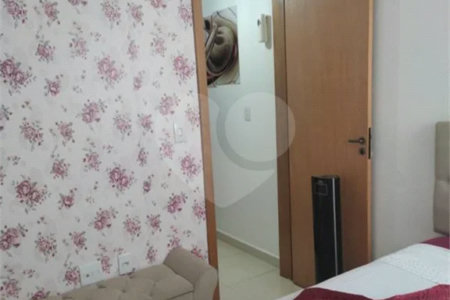 Casa com 64m², 2 quartos, 2 garagens, à venda em Itaquera