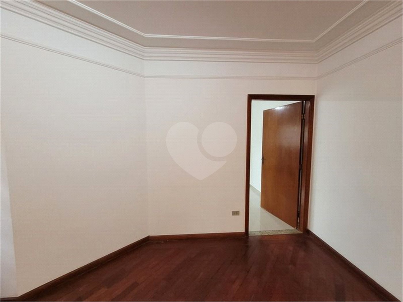 Casa térrea assobradada