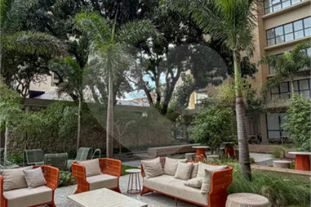 Indaiatuba- Sp - Edificio Athmosfera- R$ 1.800.000,00 - andar alto - 130,00 ms de area util - 3 suites, lavabo, sala 2 ambientes, 3 vagas de garagens - Area de lazer - Brinquedoteca - Piscina - Portão eletrônico - Portaria 24hs - sala de ginástica - Salão de festas - Salão de jogos - Cinema