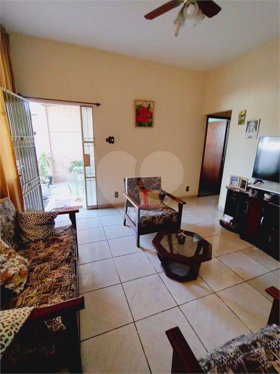 Casa à venda com 2 quartos em Campo Grande, Rio de Janeiro, RJ