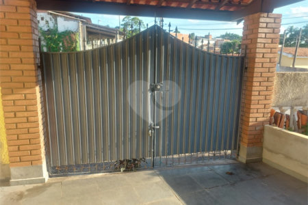 Casa à venda com 3 quartos, sendo 2 suítes, em Capela, Vinhedo, SP