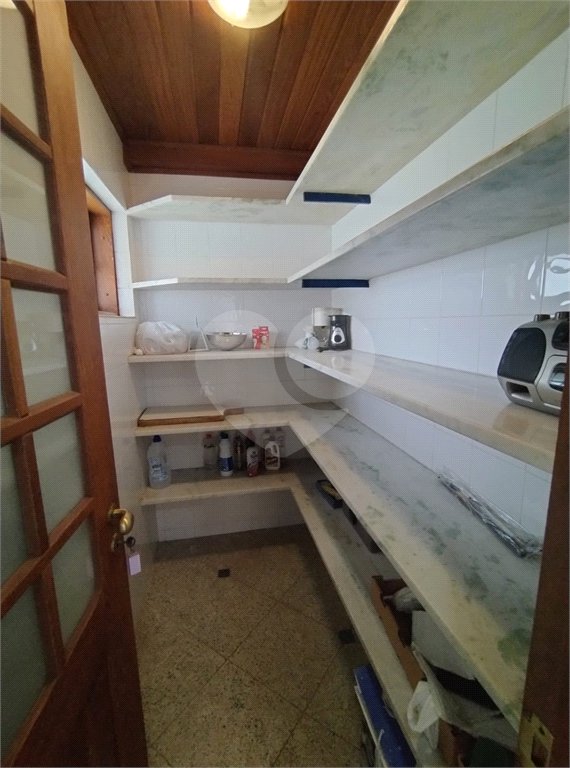 Casa à venda com 3 quartos, sendo 1 suíte, no condomínio Bosque de Greviléa, Vinhedo - SP
