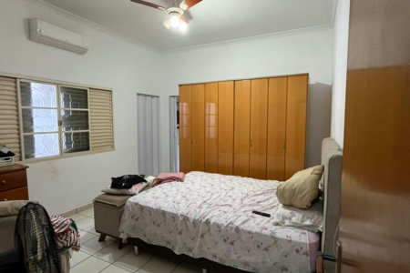 Casa à venda com 3 quartos, sendo 1 suíte,  em Jardim Primaveril, Três Lagoas, MS