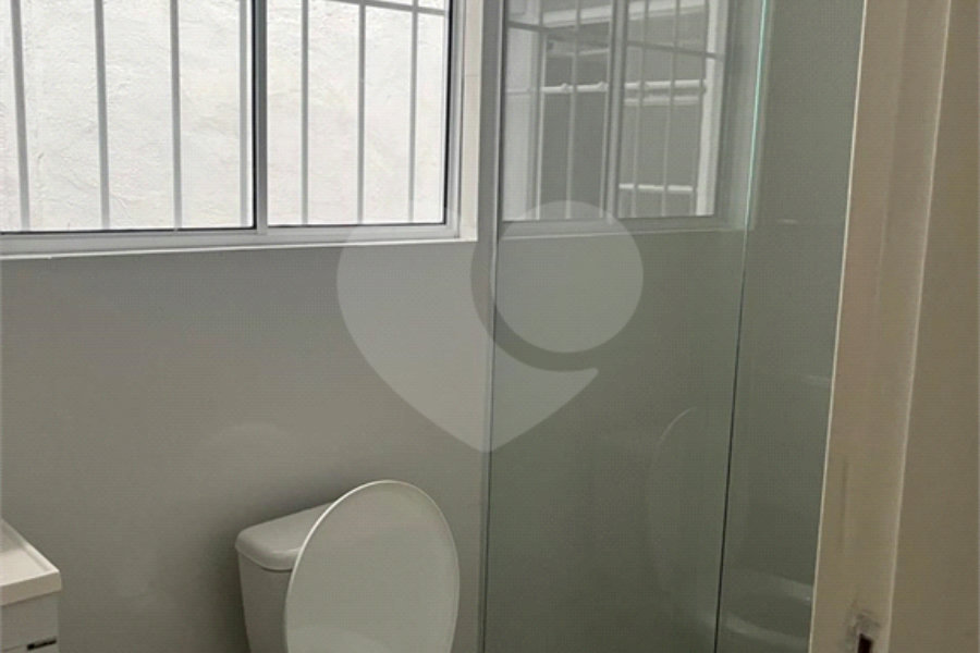Sobrado à venda ou para alugar com 4 quartos, sendo 1 suíte, em Santana, São Paulo, SP