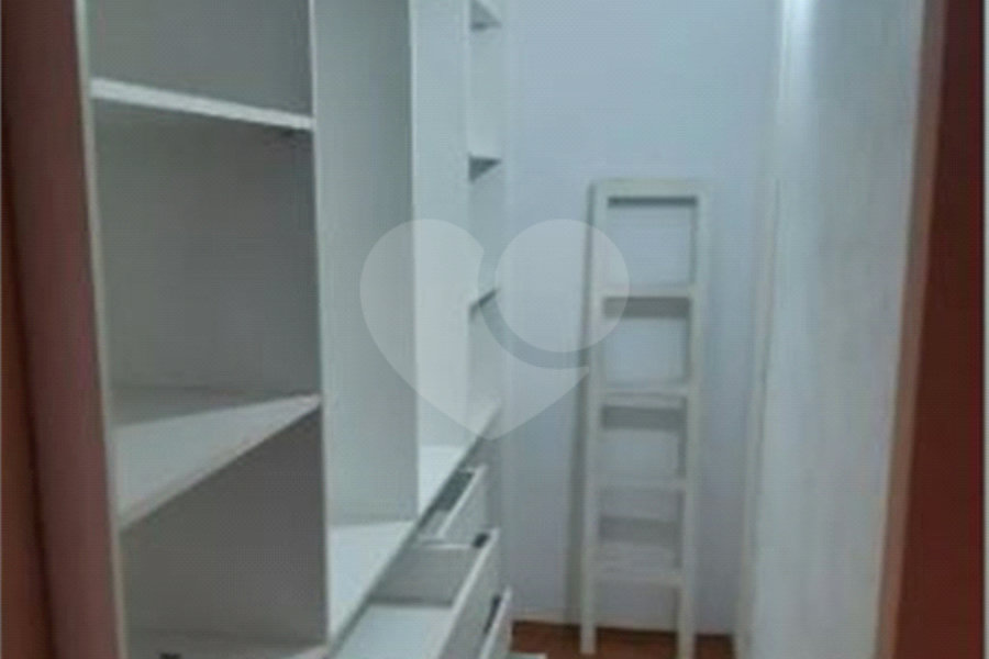 Sobrado à venda com 3 quartos, sendo 1 suíte, em Jaraguá, São Paulo, SP