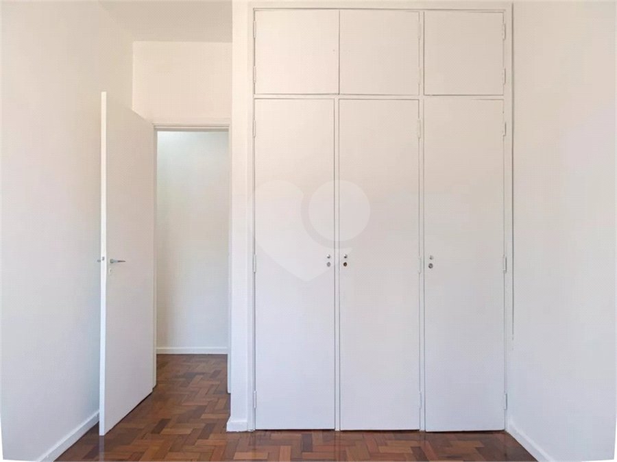 Apartamento à venda com 4 quartos, sendo 1 suíte, em Pinheiros, São Paulo, SP