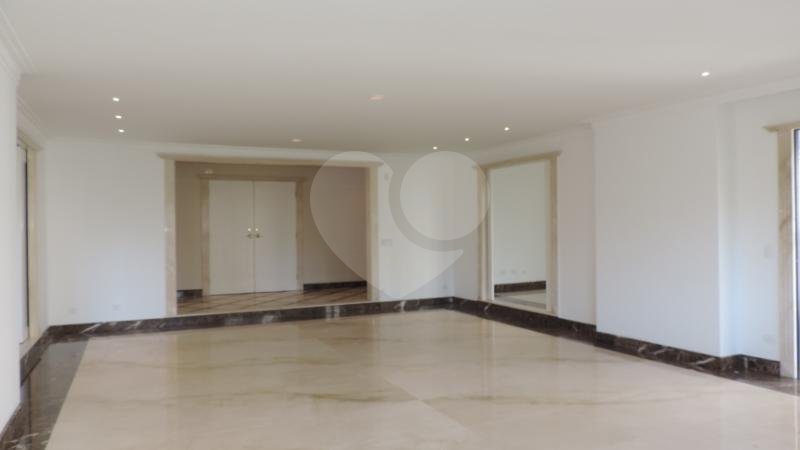 Apartamento à venda com 3 suítes em Jardim Marajoara, São Paulo, SP