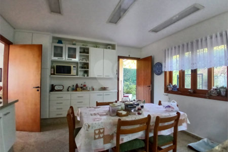 Casa Térrea à venda com 5 suítes em Bairro do Cambará, São Roque, SP