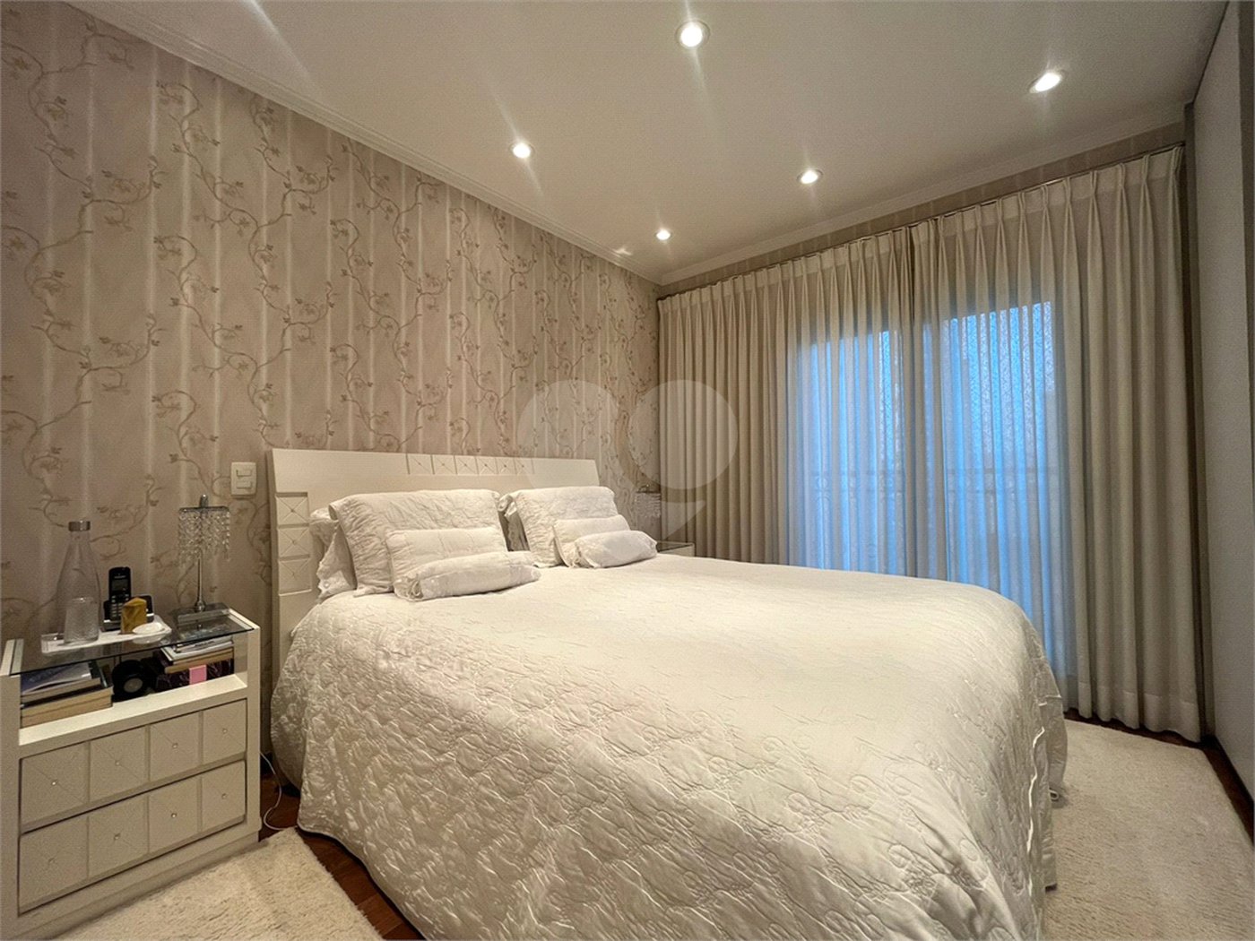 Apartamento à venda com 4 suítes em Santana, São Paulo, SP
