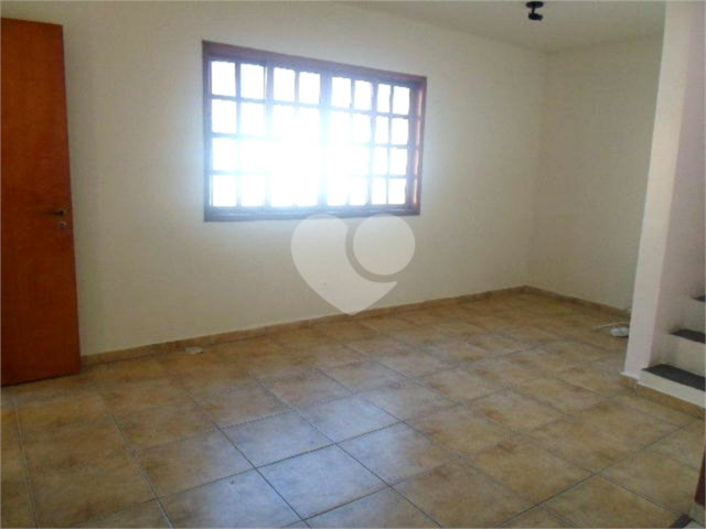 Casa em condomínio para alugar com 3 quartos, sendo 1 suíte,  em Vila Isolina Mazzei, São Paulo, SP
