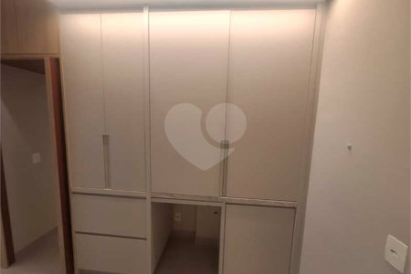 Apartamento à venda com 1 suíte em Moema, São Paulo, SP