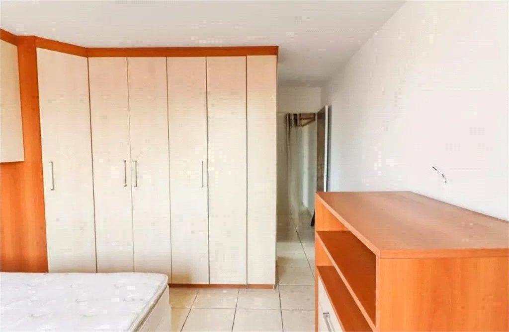 Sobrado à venda com 3 quartos, sendo 1 suíte, em Jardim Bonfiglioli, São Paulo, SP