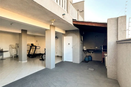 Casa à venda com 3 suítes em Água Fria, São Paulo, SP