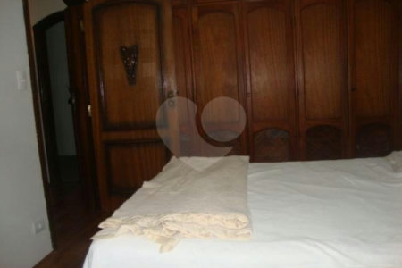 Sobrado à venda com 3 quartos, sendo 1 suíte, em Jardim Franca, São Paulo, SP
