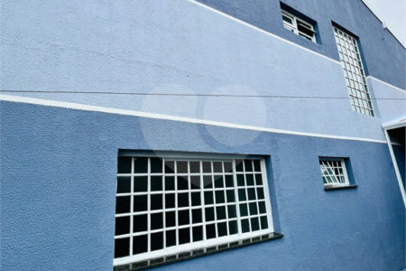 Sobrado à venda com 3 quartos em Loteamento Municipal Brás Cubas, Mogi das Cruzes, SP