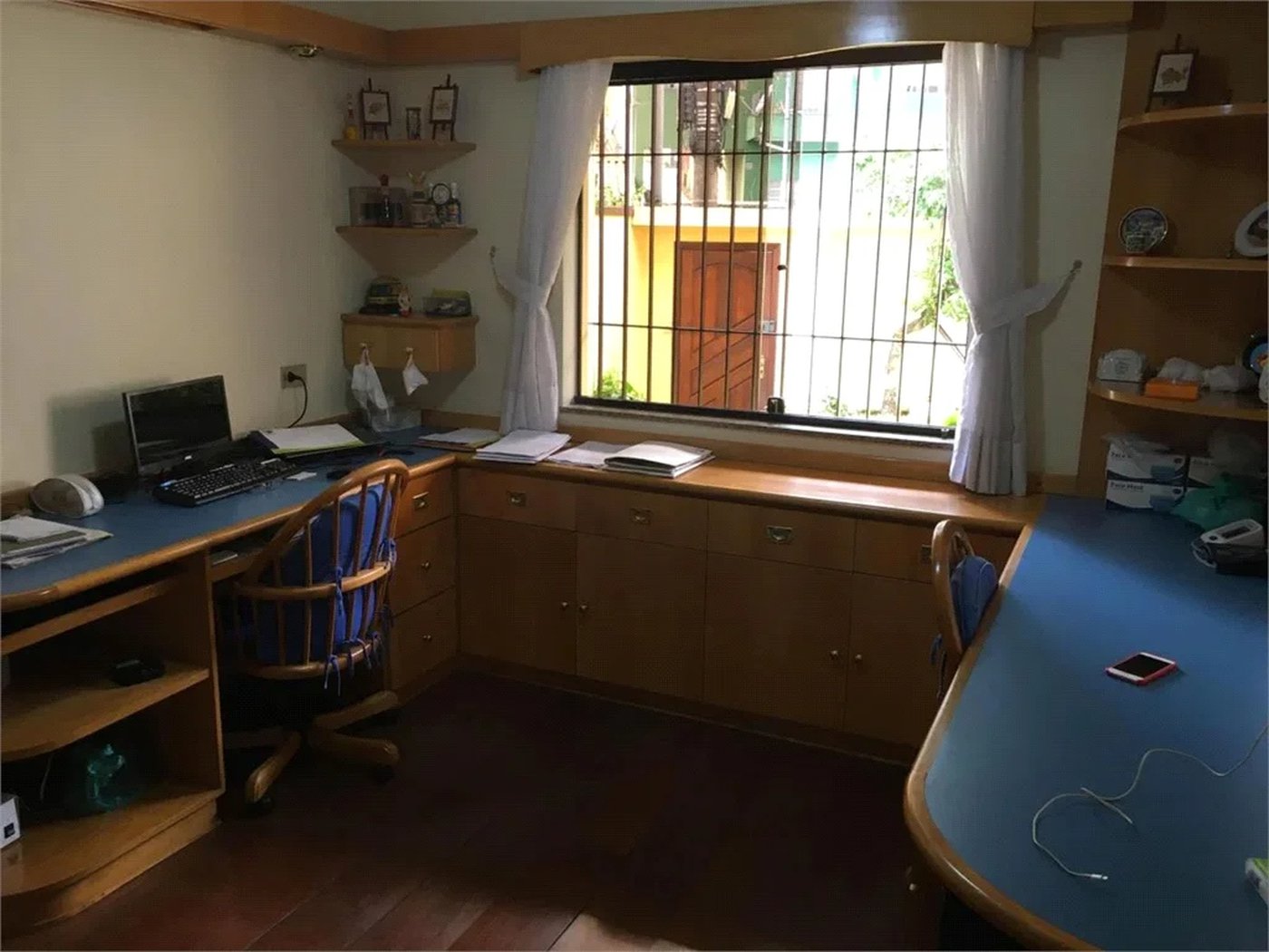Casa à venda com 4 quartos, sendo 2 suítes, em Vila Suzana, São Paulo, SP