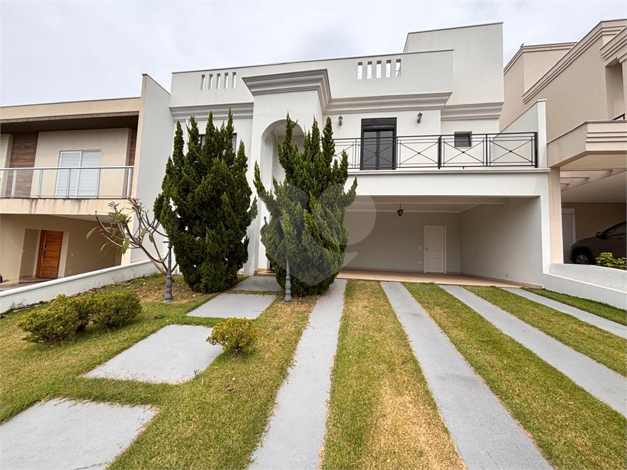 Casa à venda com 3 suítes no condomínio Residencial Maria Dulce, Indaiatuba - SP