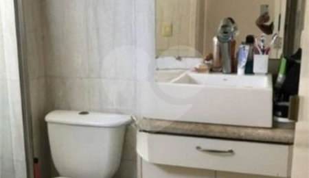 Casa de Vila à venda com 3 quartos em Vila Curuçá, São Paulo, SP
