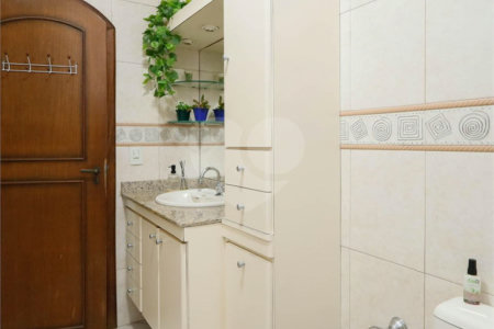 Sobrado à venda com 6 quartos, sendo 1 suíte, em Tucuruvi, São Paulo, SP