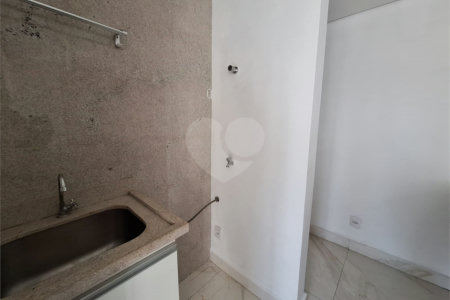 Apartamento à venda com 1 quarto em Jardim das Acácias, São Paulo, SP