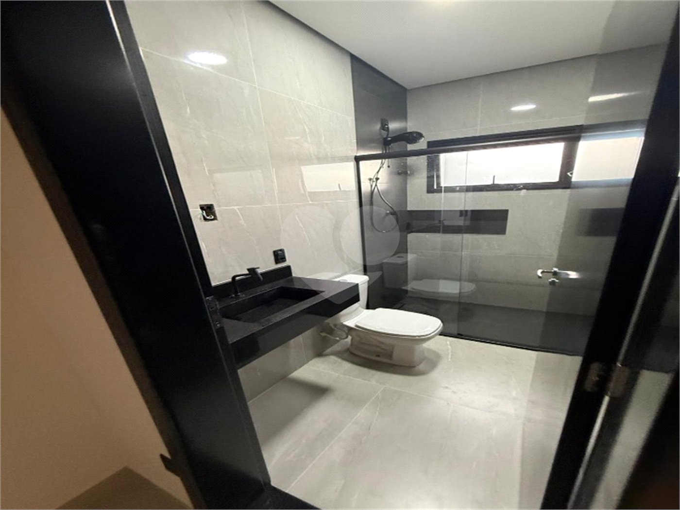Casa à venda com 3 quartos, sendo 1 suíte, no condomínio Jardim Residencial Villagio Ipanema I, Sorocaba - SP